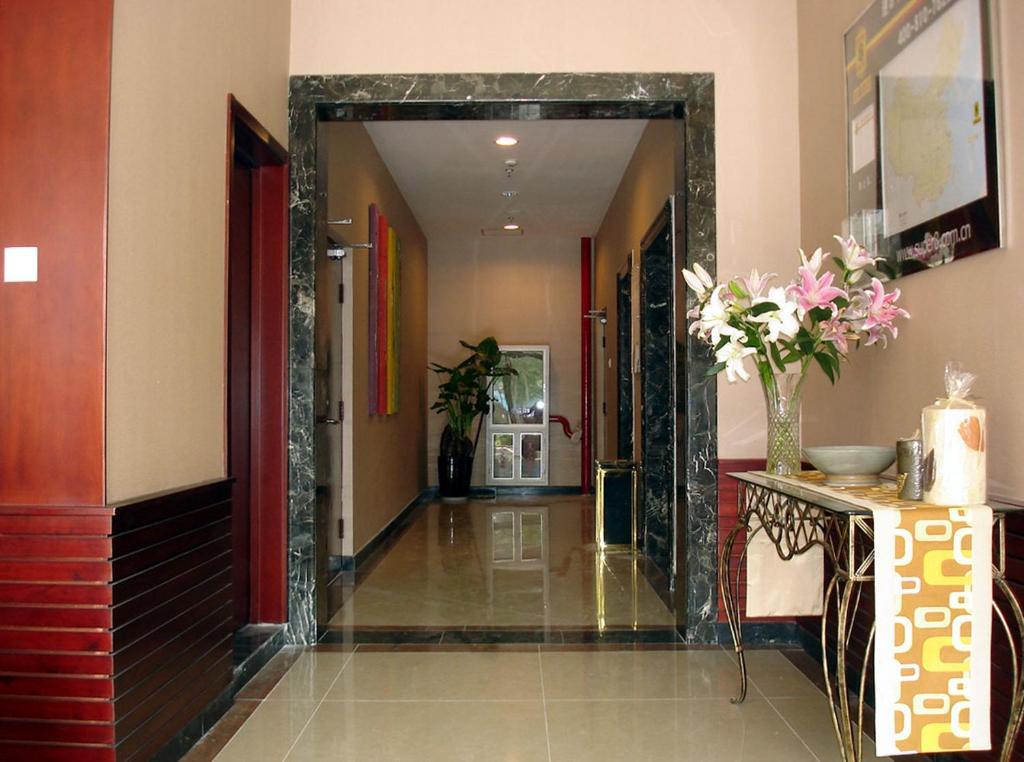 Super 8 Beijing Yizhuang Tianbao Hotel Ngoại thất bức ảnh
